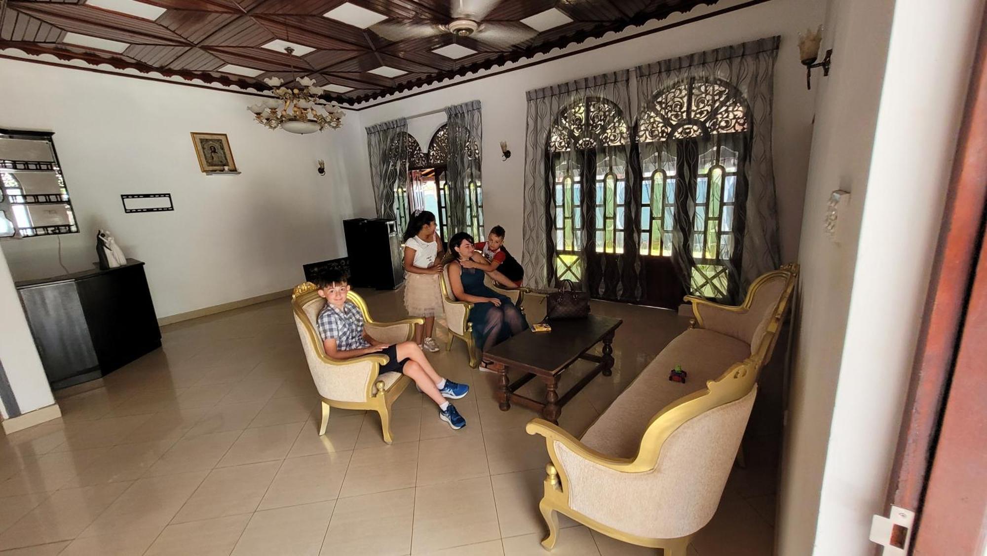 Shon Villa Negombo Bagian luar foto